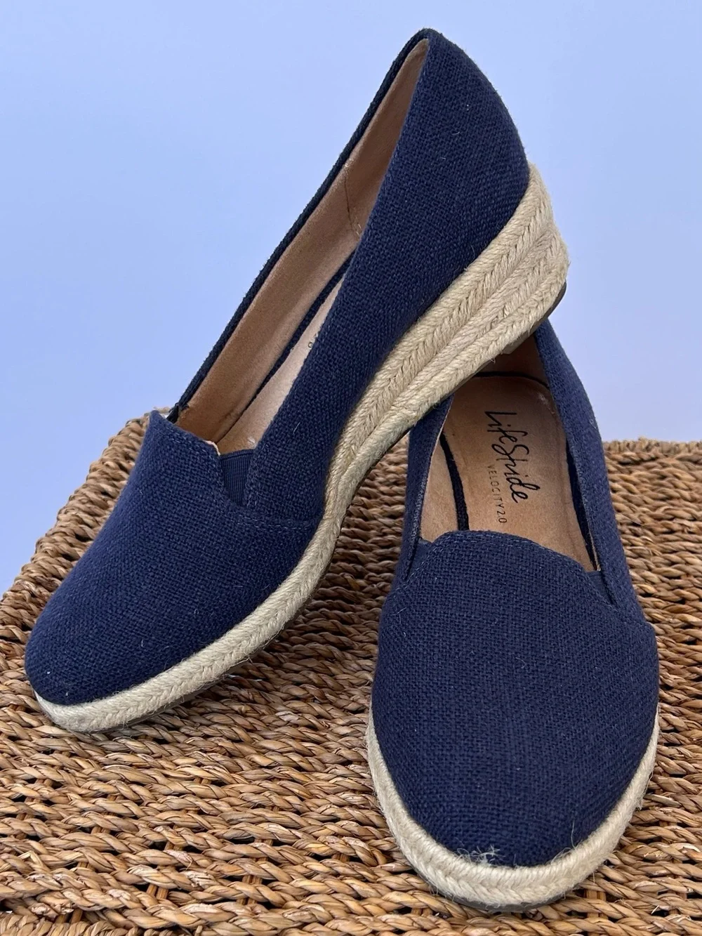 Life Stride Women’s Velocity 2.0 Kamilla Wedge Espadrilles Navy Size 7W